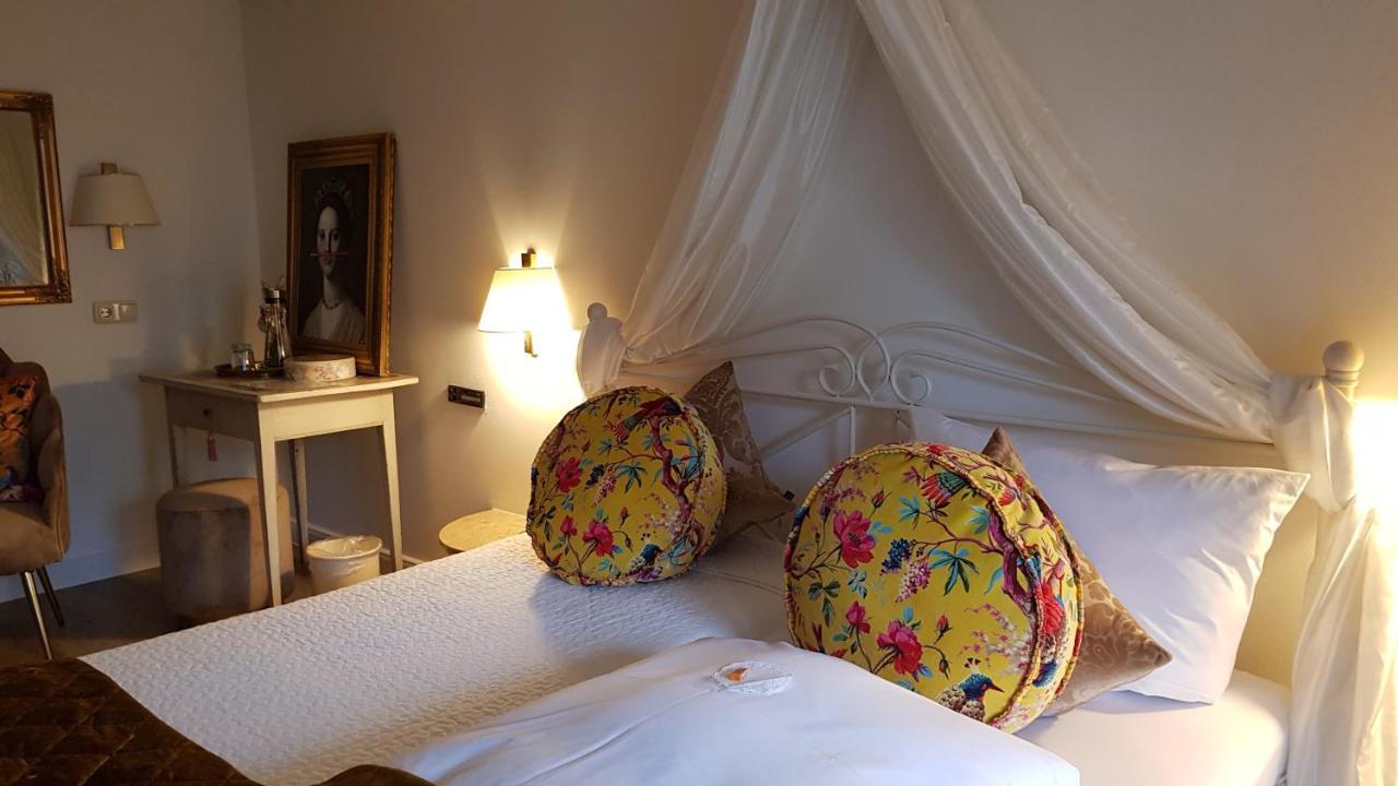Das Kleine Hotel Iphofen, Fruehstueckszauber, No Waste, Nachhaltig, Nahe Aller Weingueter, Knauf Gips Kg Und Connekt, Kleines Secret Mit Garten & Terrassen, Tv Mirrorring, 55" Tv, Fine Dining, Hunde Willkommen Luaran gambar