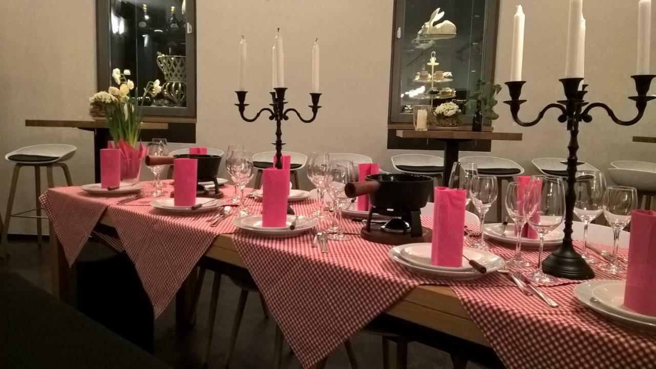 Das Kleine Hotel Iphofen, Fruehstueckszauber, No Waste, Nachhaltig, Nahe Aller Weingueter, Knauf Gips Kg Und Connekt, Kleines Secret Mit Garten & Terrassen, Tv Mirrorring, 55" Tv, Fine Dining, Hunde Willkommen Luaran gambar